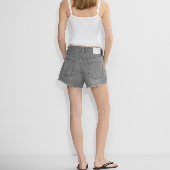 Aritzia Denim Forum 90s Vintage Cut-off Denim Short - Picture 4 of 11